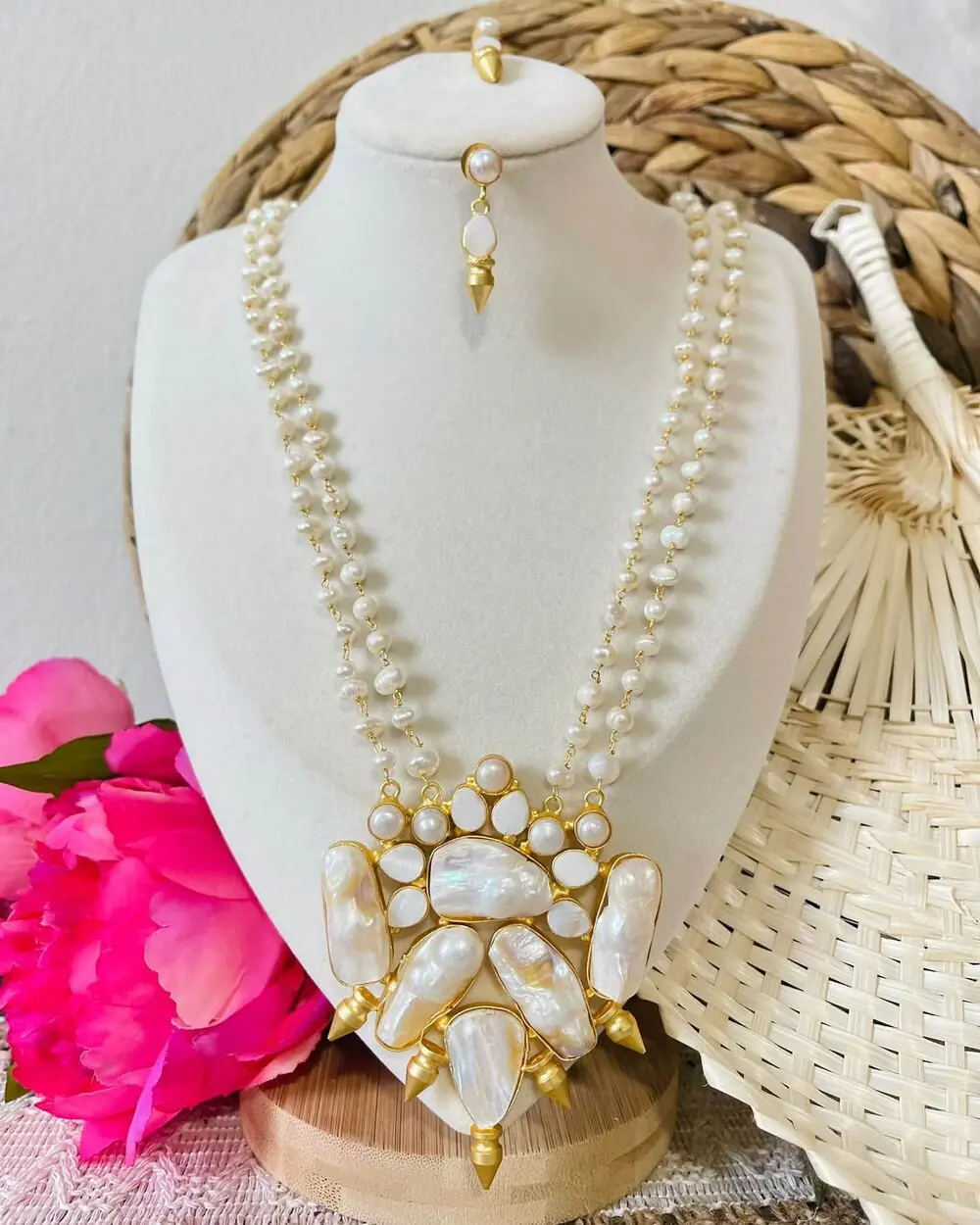 Baroque Pearl Mala