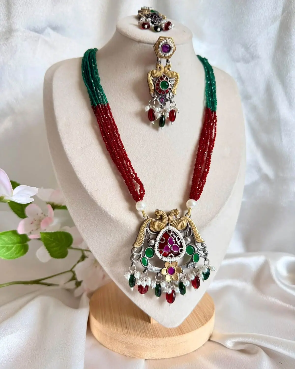 Beaded Kundan Pendant Set