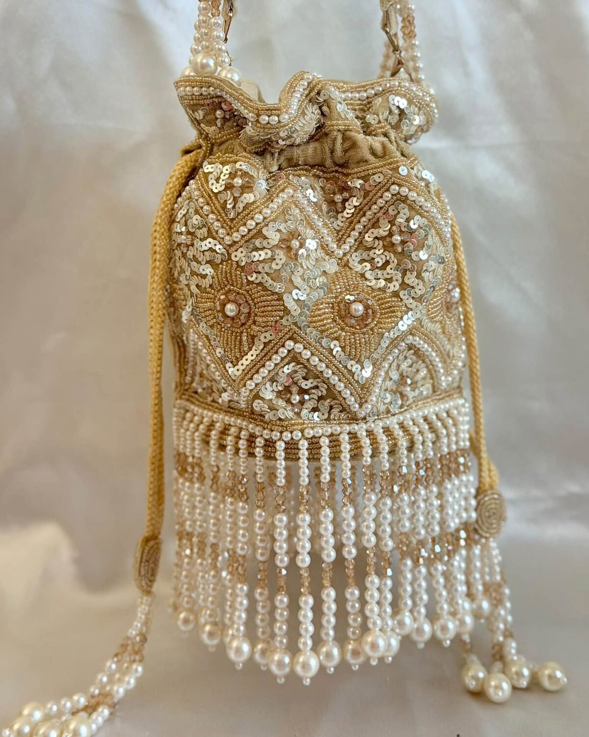 Pearl Cascade Potli