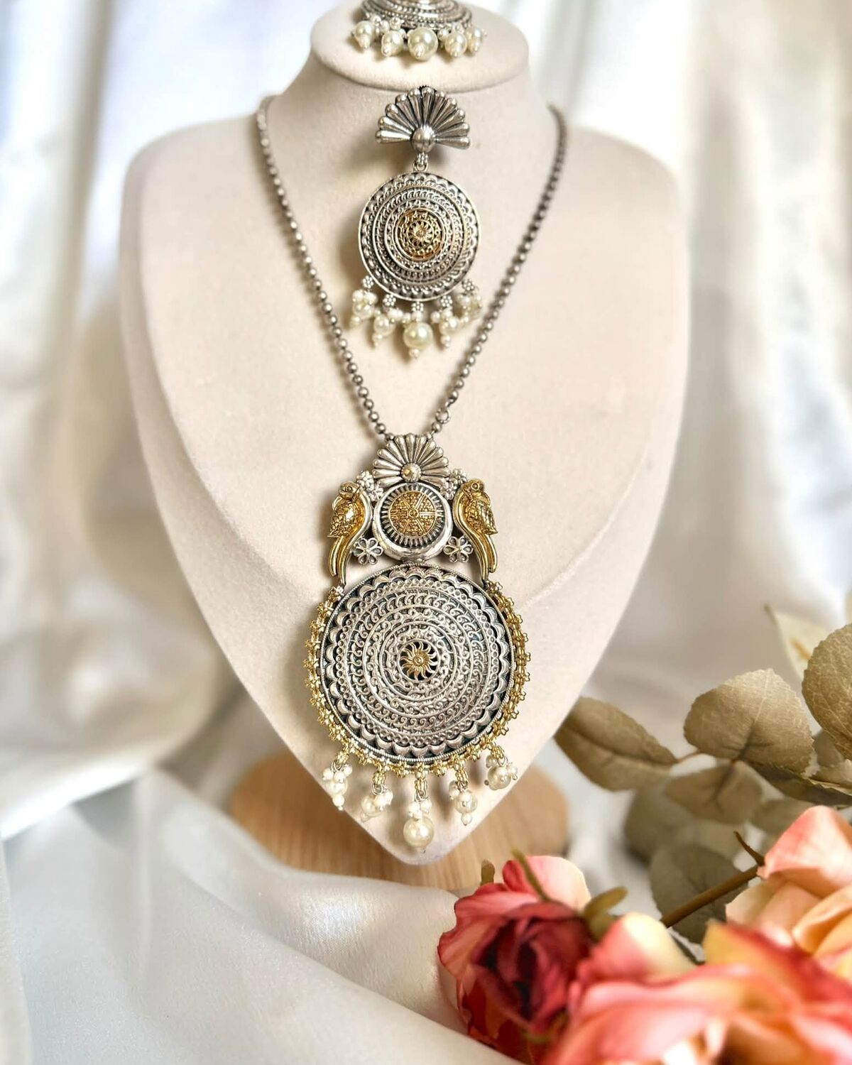 Silver Medallion Set — photo 2