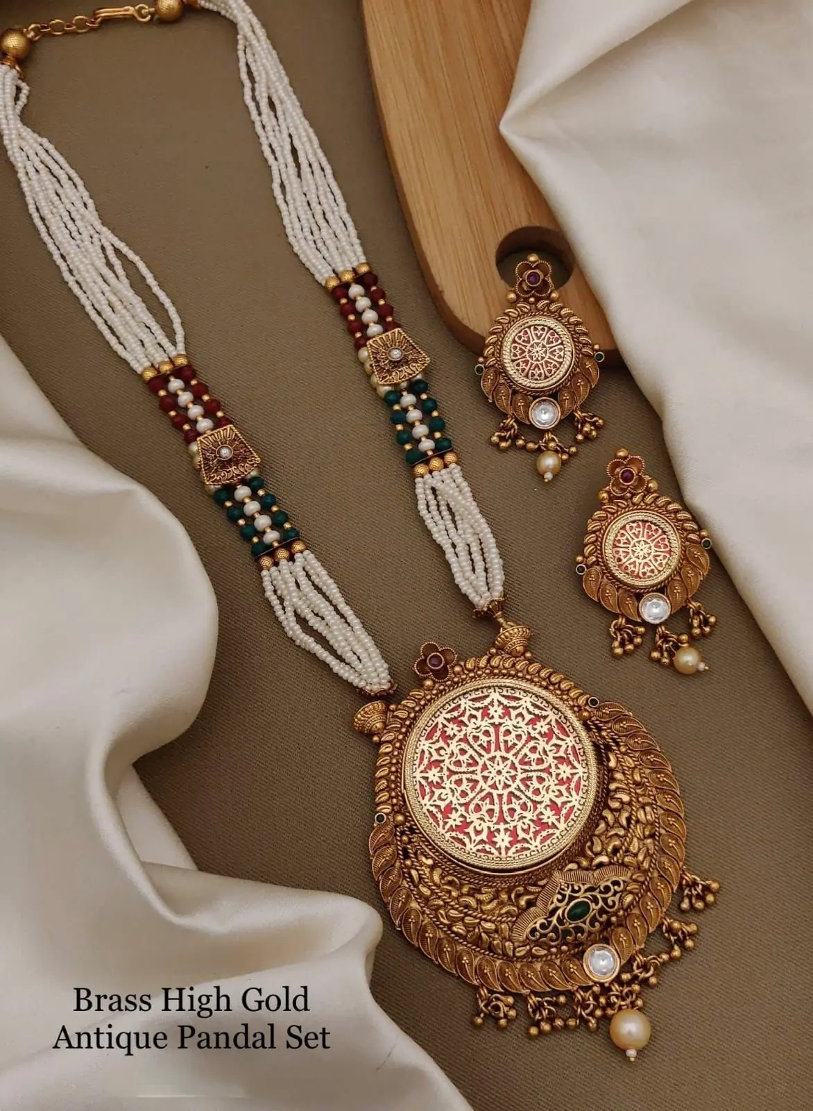 Regal Filigree & Pearl Necklace Set