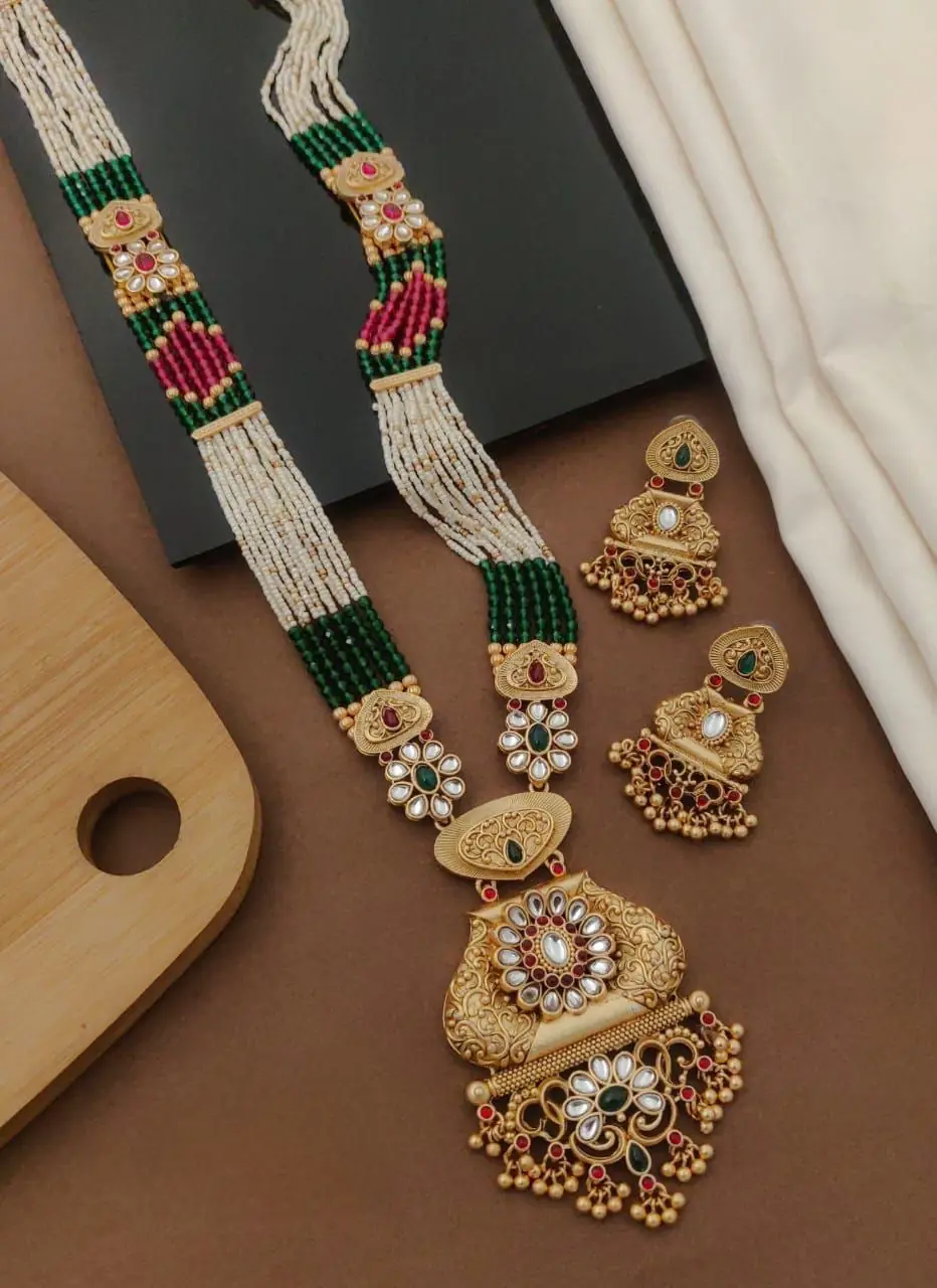 Long Antique Gold Set