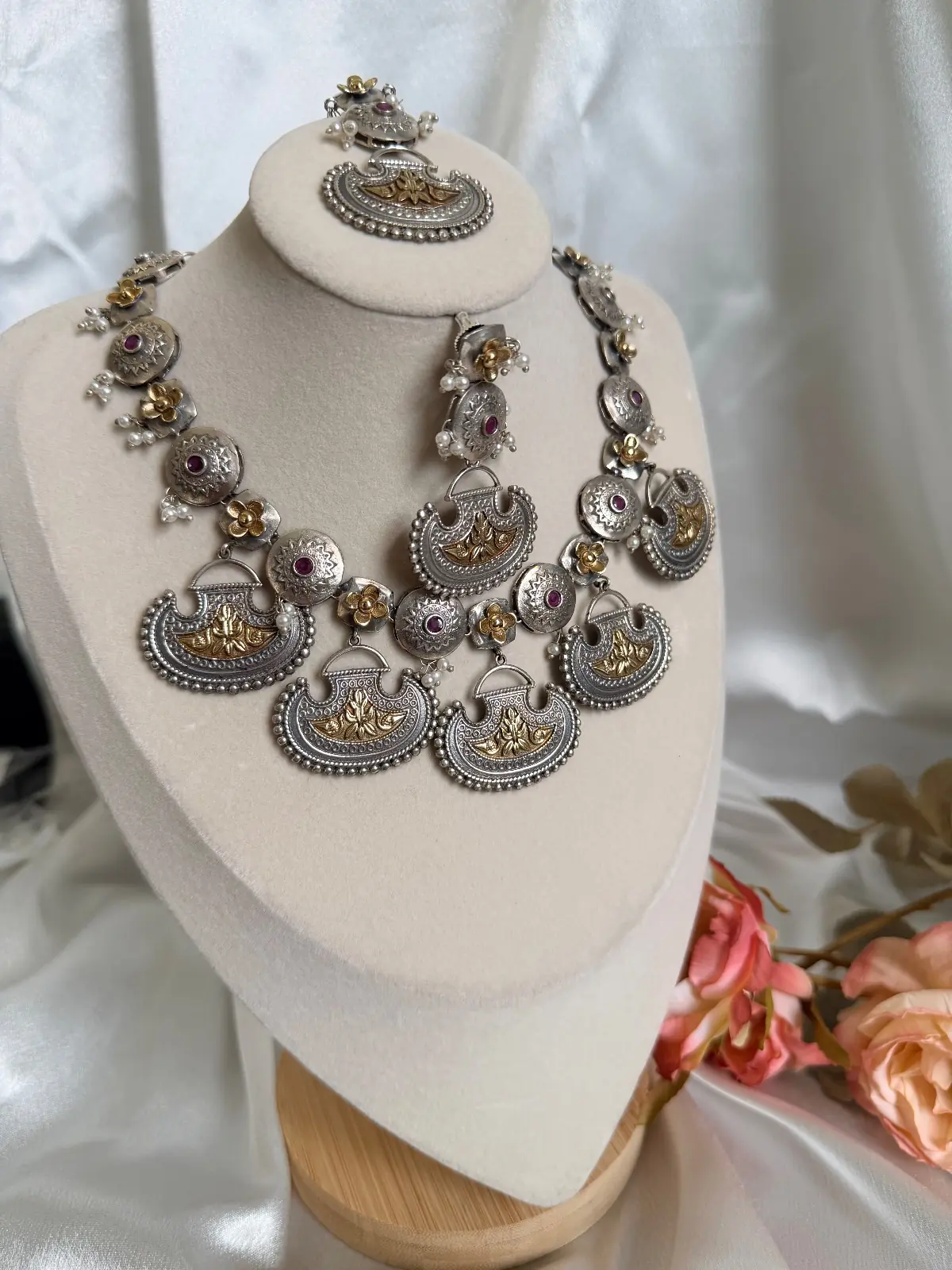 Versatile Floral Bell Necklace